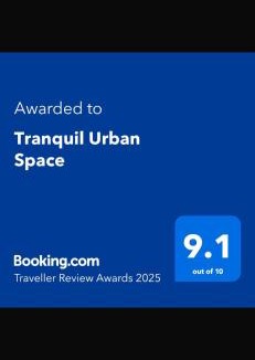 Blloku Apartment | Tranquil Urban Space