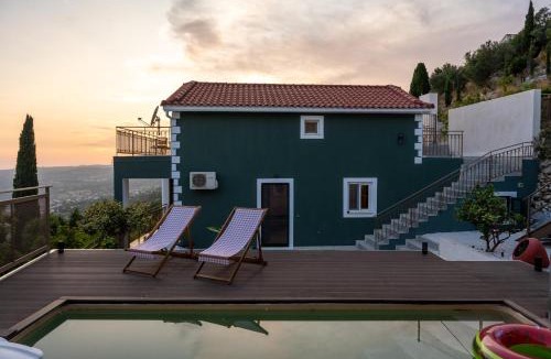 Mousata Villa | Trithea Seaview Villa with Pool Quiet and Relaxing
