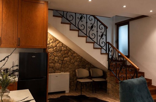 Kruje House | TS Villa-Mountain Views, Fireplace & Rustic Luxury