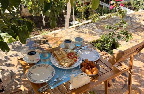 Himare House | Tzavelitiko Home