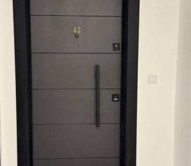 Kolovicë Apartment | Uma's Apartment - Center of Pristina