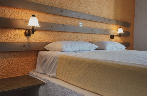 Aegina Town Hotel | Under the ancient temple of Aphaia!