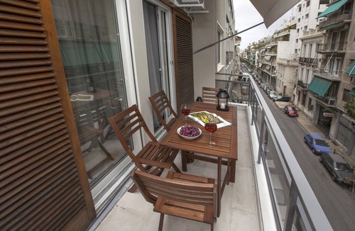 Koukaki Apartment | Unique Apartment close to Acropolis by GHH