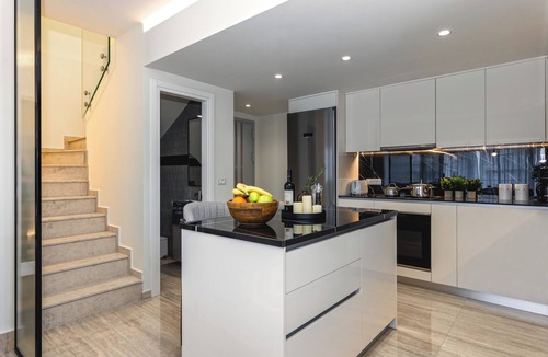 Rhodes Town Apartment | Unique Icon Residence