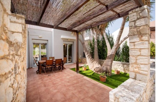 Houdetsi Apartment | Urania – Loutraki Resort