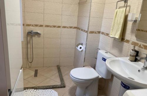Lazarat Apartment | Vacation Home Ilia