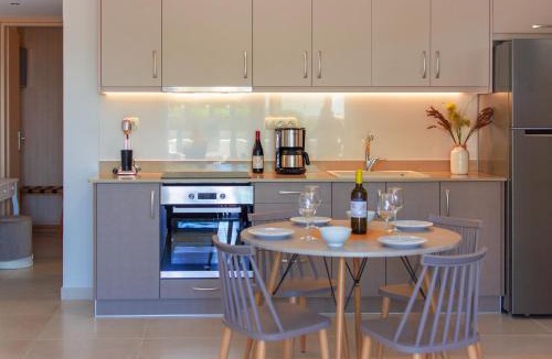 Palaiochora Apartment | Vakakis Family Luxury Studios