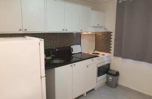 Varkiza Apartment | Varkiza Cozy Seaside Apartment