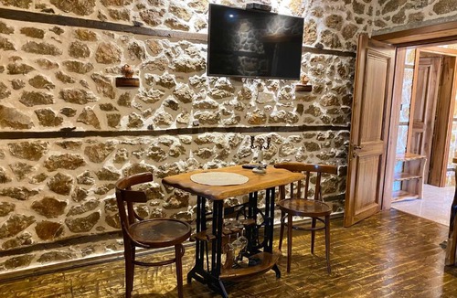 Tushemisht House | Vechia Villa Mitllari