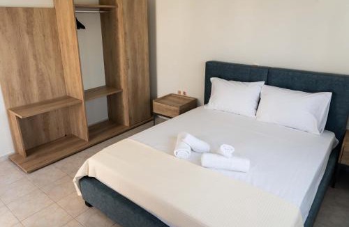 Nea Iraklitsa House | Venetia Luxurious Villa