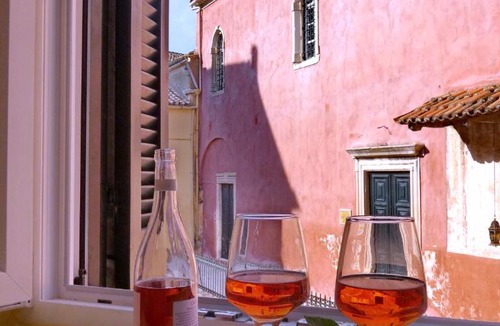 Old Town Apartment | Venetian Well Cozy Apartment Corfu Old Town