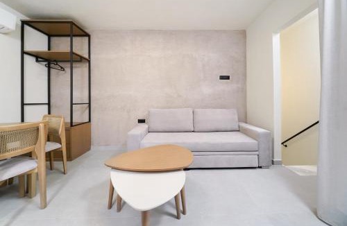 Chrisi Akti Apartment | Verandas