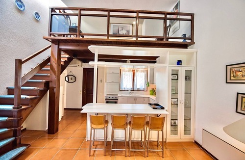 Sane Villa | Vibrant Villa with Pool