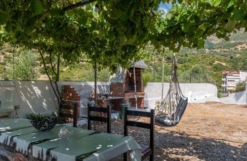 Qazim Pali House | Vida House
