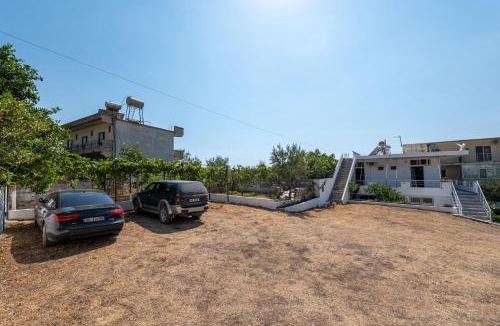 Qazim Pali House | Vida House