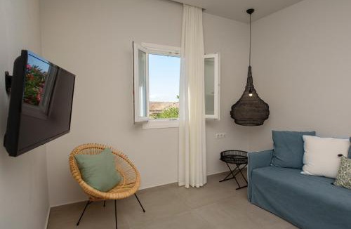 Tholaria Hotel | Vigla Hotel