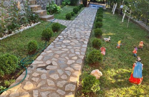 Odanovce House | Vikend kuća Jović