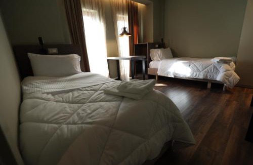 Korce Hotel | Vila Borgjeze