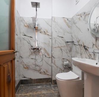 Korce Hotel | Vila e Mjeshtrit
