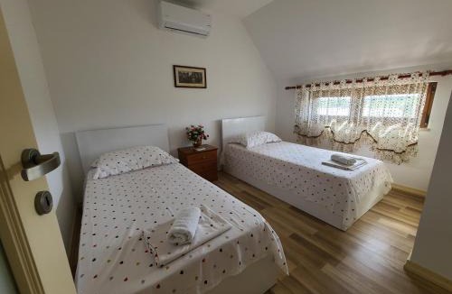 Divjake House | Vila Elio Guest House
