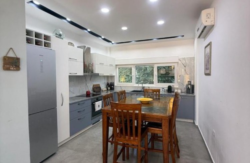 Ishem Villa | Vila Eva Lalz