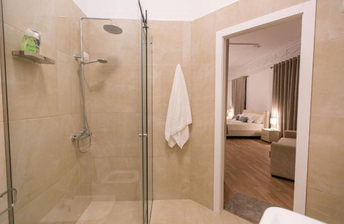 Blloku Hotel | Vila Ferdinand Modern Rooms In Tirana