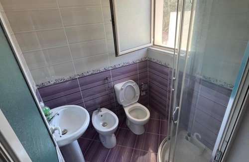 Shkembi i Kavajes House | Vila Gjeci