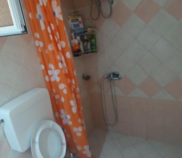 Qafe e Gjashtes Villa | Vila Karathano Saranda