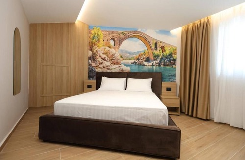 Durres Hotel | Vila Lira