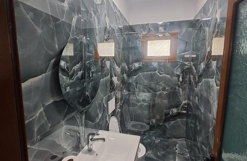 Vlore Ski Chalet | Vila Martini