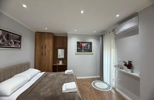 Kamez House | Vila Nikollaj