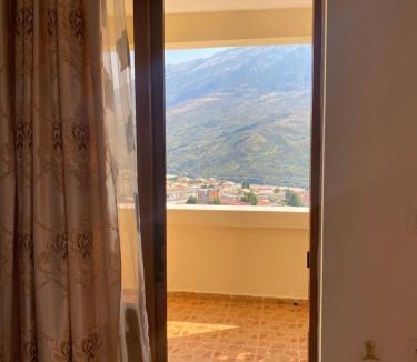 Fushebardhe House | Vila Përmbi Tepelenë