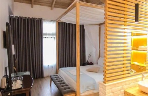 Gjirokaster Hotel | Vila Sharm