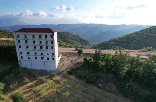 Sinje House | Vila Sofia Gllava - Resort