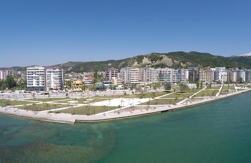 Vlore Hotel | Vila Tate