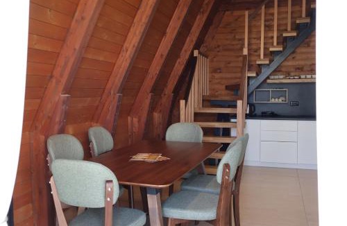 Rade Villa | Vila Xhiku 05