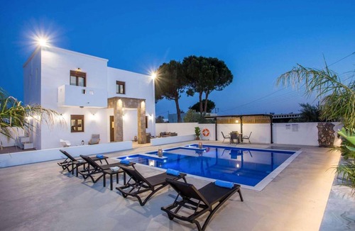 Pefkos Villa | Villa ∙ 2 bedrooms ∙ 4 guests