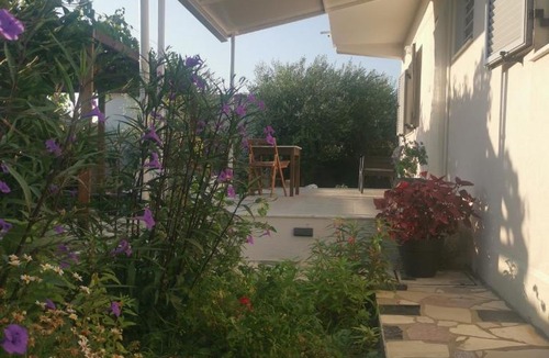 Mbrostar-Urë Villa | Villa 2015