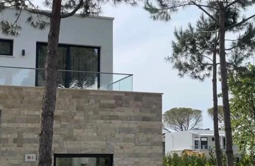 Ishem Villa | Villa 7 SanPietro