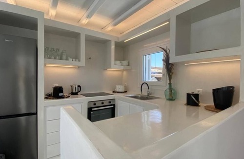 Agios Ioannis Villa | Villa Adelfia with private hot tub
