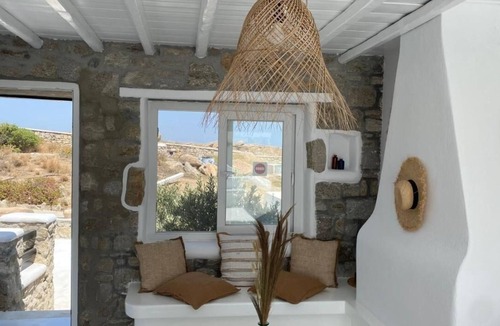 Agios Ioannis Villa | Villa Adelfia with private hot tub