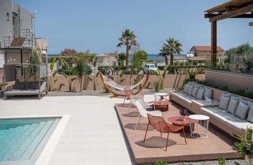 Agia Villa | Villa Agali - "Free" heated pool & 70m to Sea!