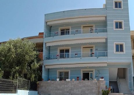 Mbrostar-Urë Apartment | Villa Agim,Hena