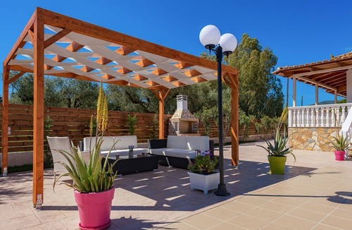 Agrilia Villa | Villa Agrilia - Three Bedroom Villa, Sleeps 8