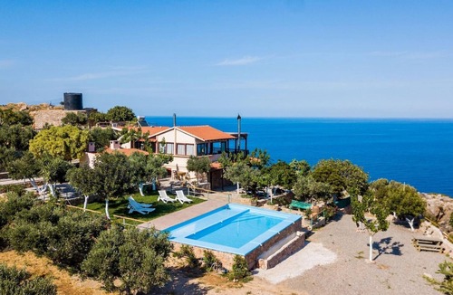 Kolymbari Villa | Villa Akrolithos with Private Pool