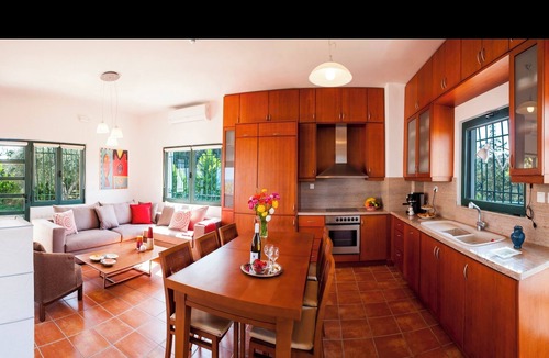 Hersonissos Centre Villa | Villa Alma Hersonissos/Infinity natural salty pool/just 4 min walk to the beach