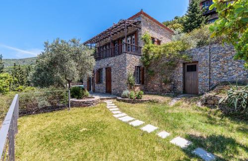 Skopelos Town Villa | Villa Almond - Secluded Stay & Panoramic Views
