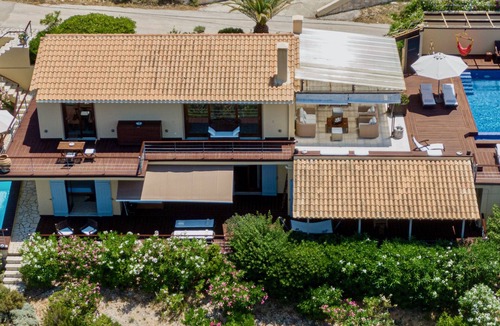 Fiskardo Villa | Villa Altomare Breathtaking front sea property, beach at 400 m, near Fiscardo