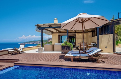 Fiskardo Villa | Villa Altomare Breathtaking front sea property, beach at 400 m, near Fiscardo
