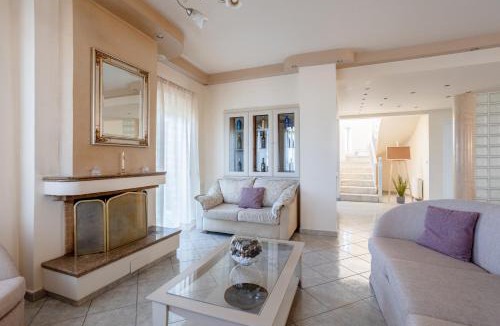Gouves Villa | Villa Amare - Heraklion Private Pool & Garden Gem